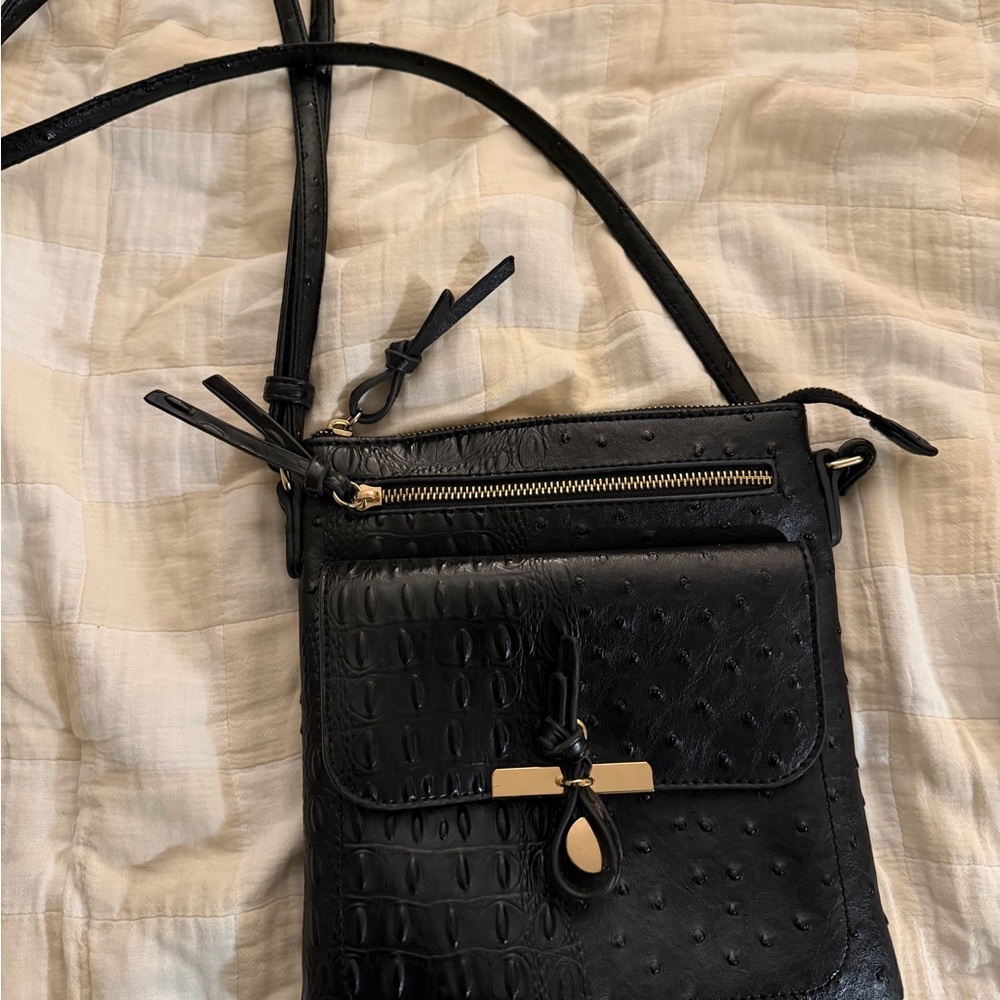 Elegant Black Crossbody Bag